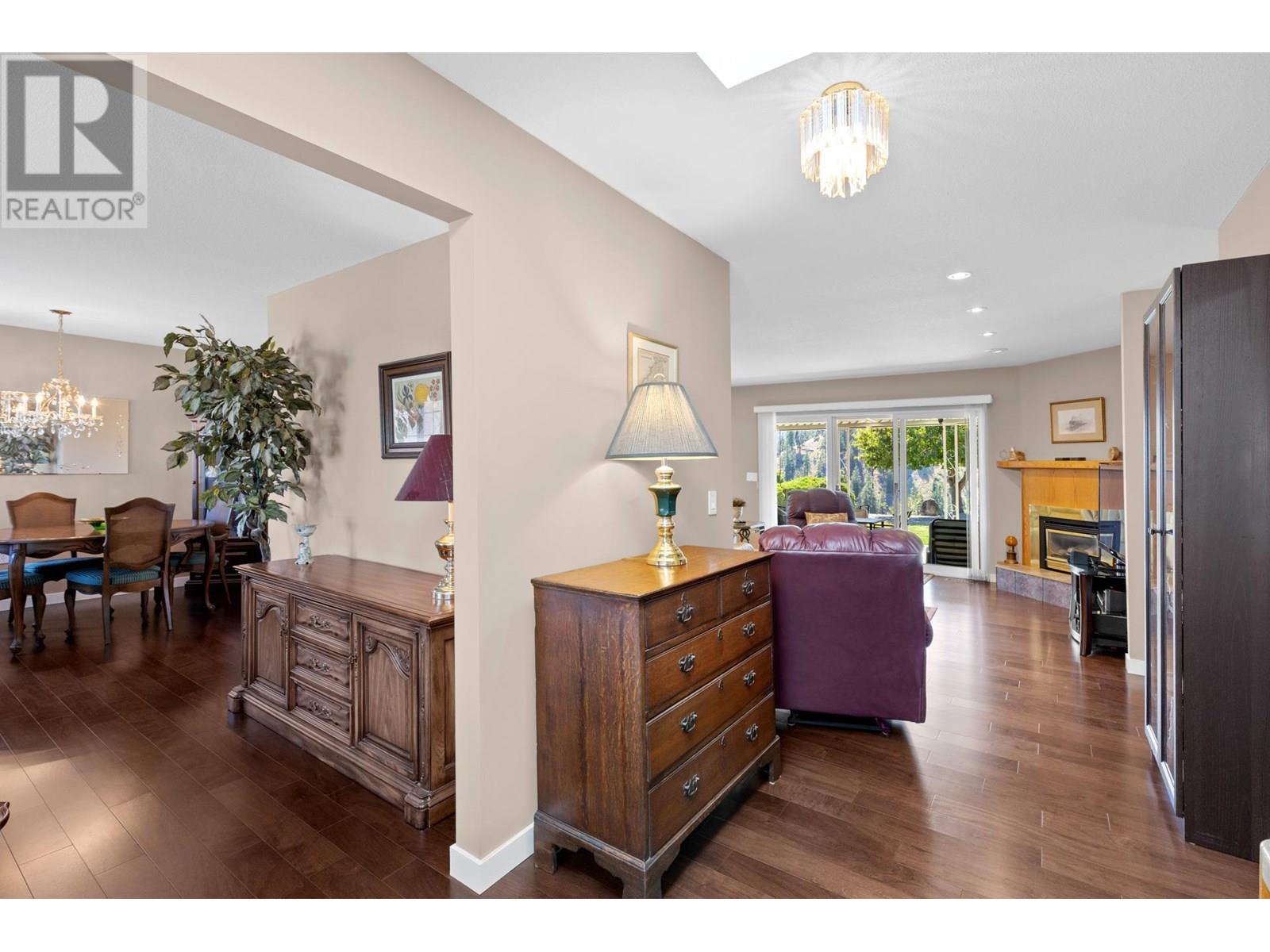Property at 3786 Inglis Place image 4