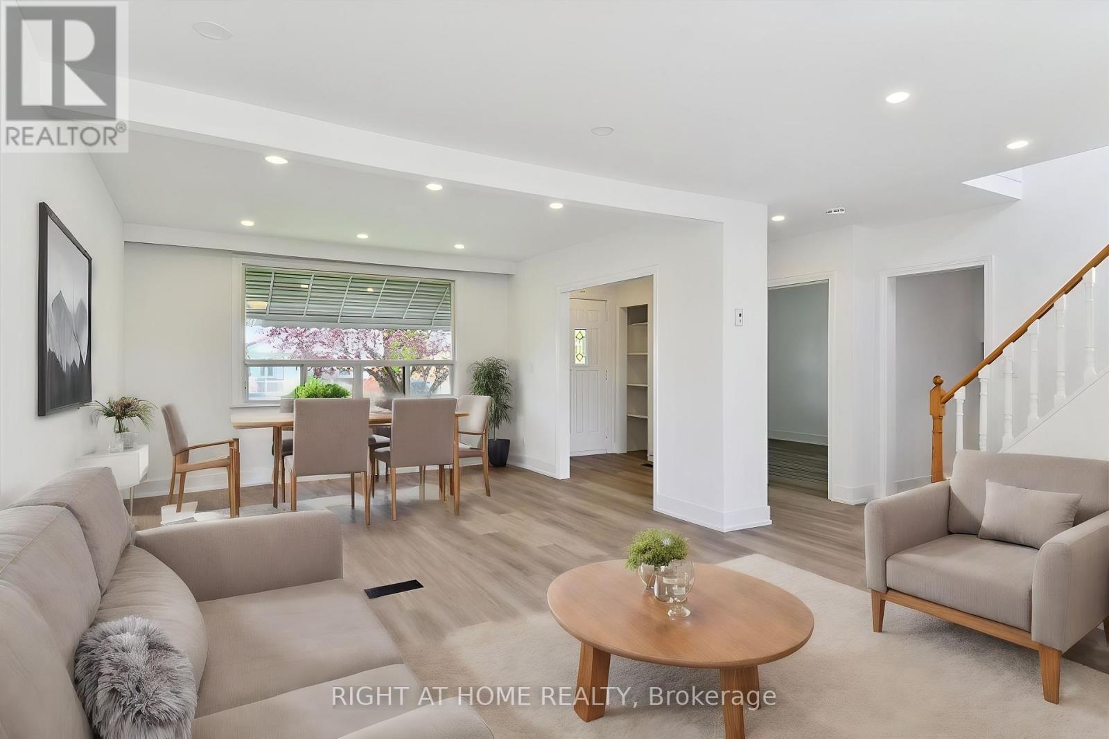 Upper - 35 Ingleside Drive, Toronto, Ontario  M3K 1V2 - Photo 1 - W12295095