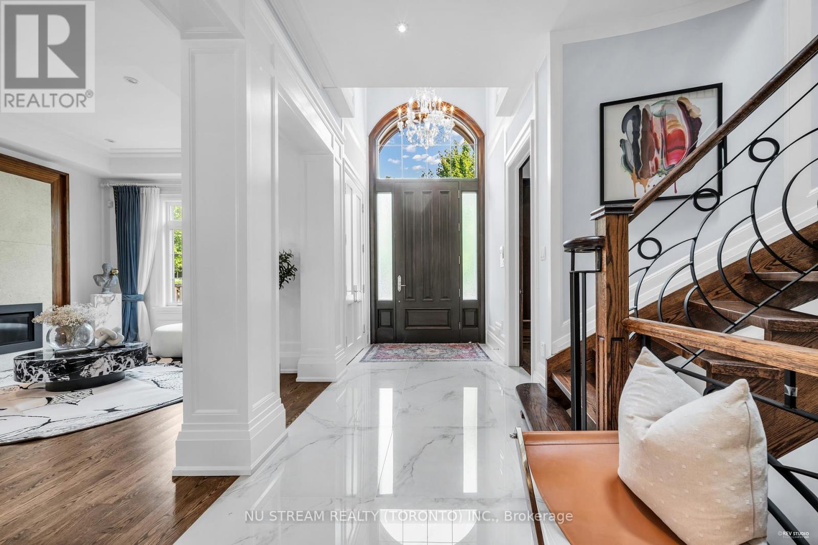 Property at 3 GREENTREE ROAD image 2