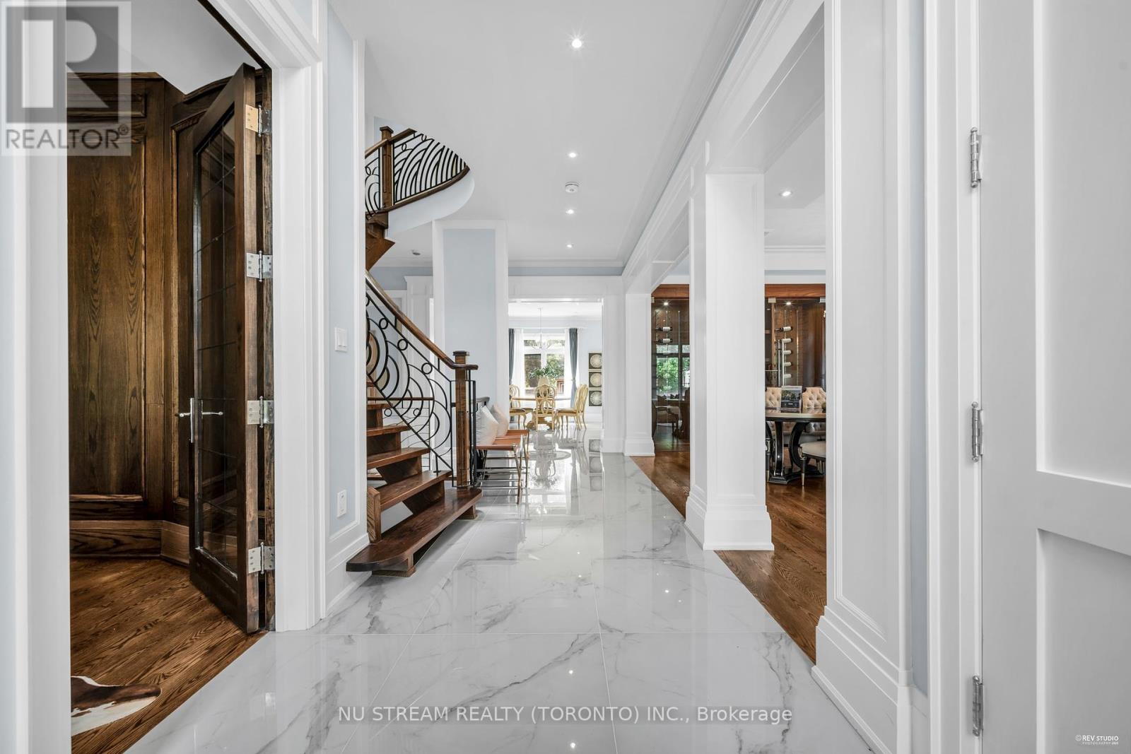 Property at 3 GREENTREE ROAD image 3