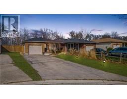 84 SANDRA Crescent, Grimsby, Ontario