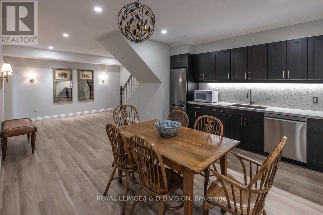 73 Brock Street, Niagara-On-The-Lake, Ontario  L0S 1J0 - Photo 31 - X12295074
