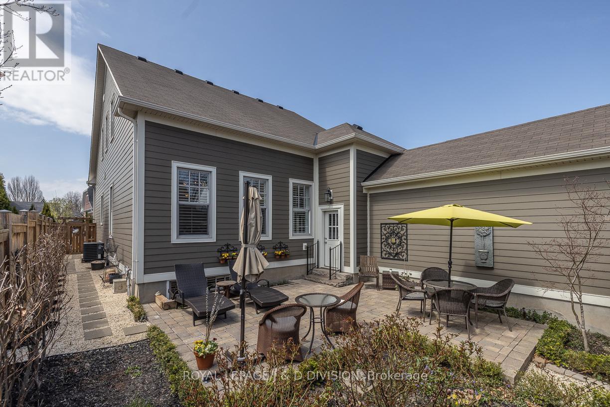 73 Brock Street, Niagara-On-The-Lake, Ontario  L0S 1J0 - Photo 38 - X12295074