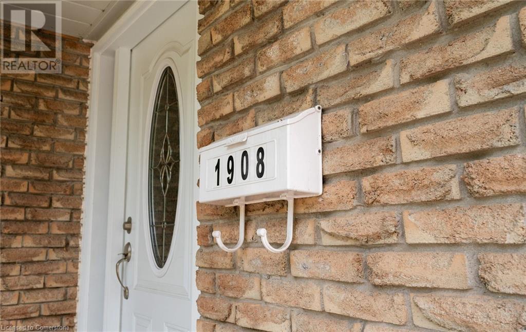 Property at 1908 BONNYMEDE Drive image 3