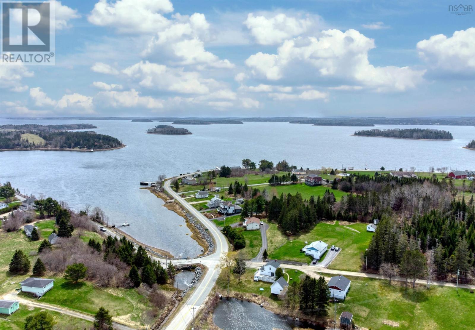 632 Oakland Road, Indian Point, Nova Scotia  B0J 2E0 - Photo 5 - 202509750