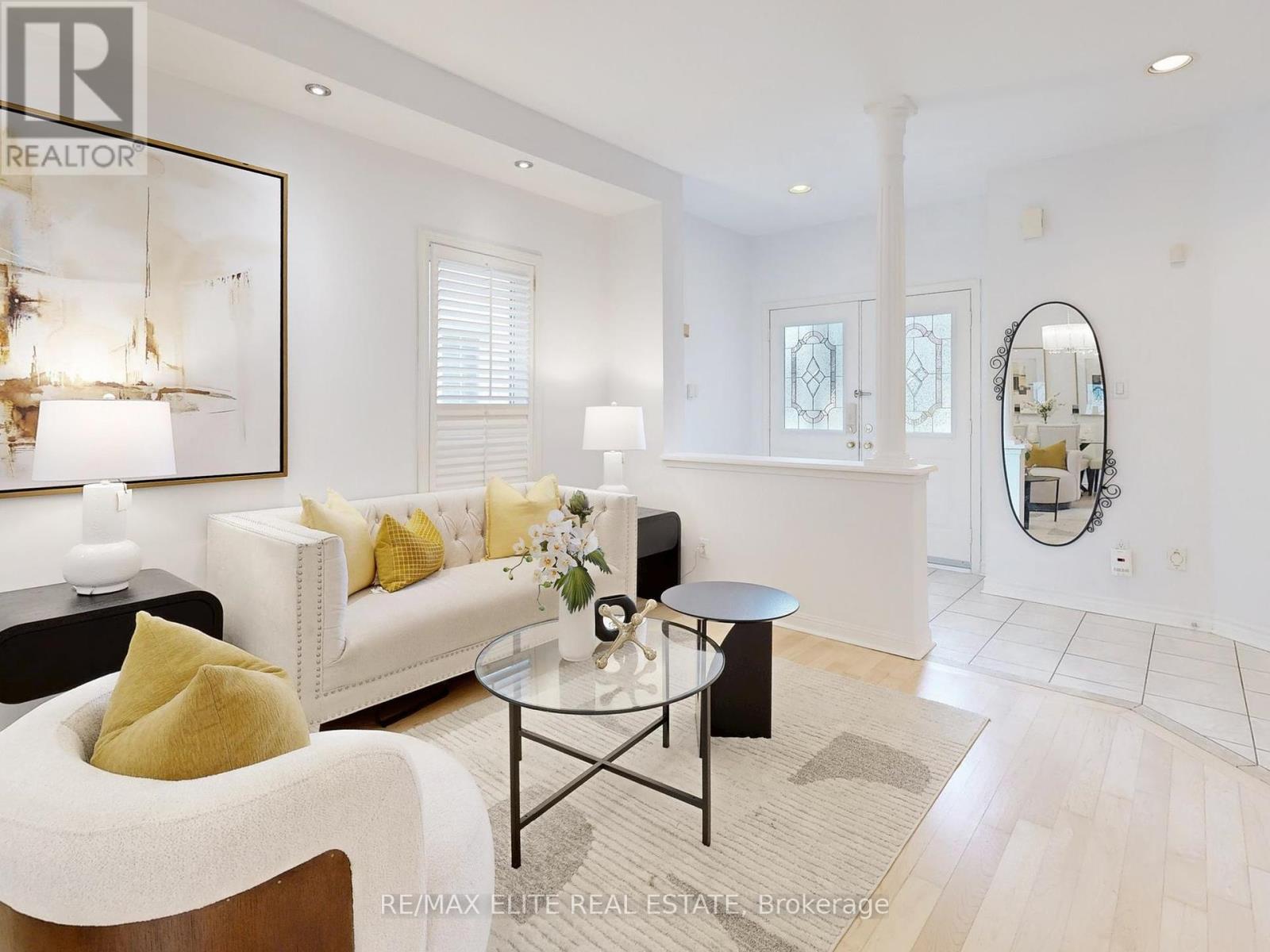Property at 18 SAPPHIRE DRIVE image 3