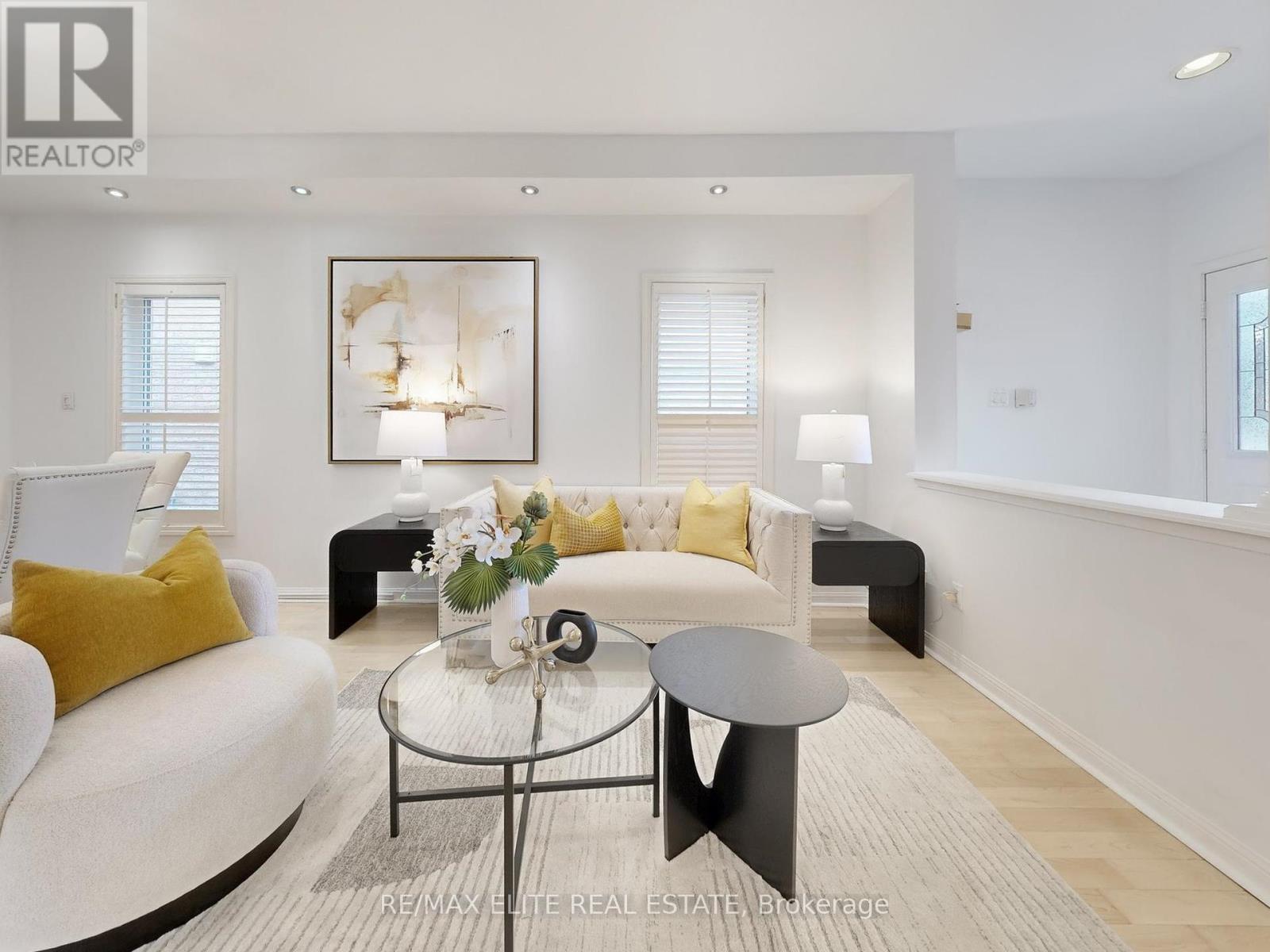 Property at 18 SAPPHIRE DRIVE image 4