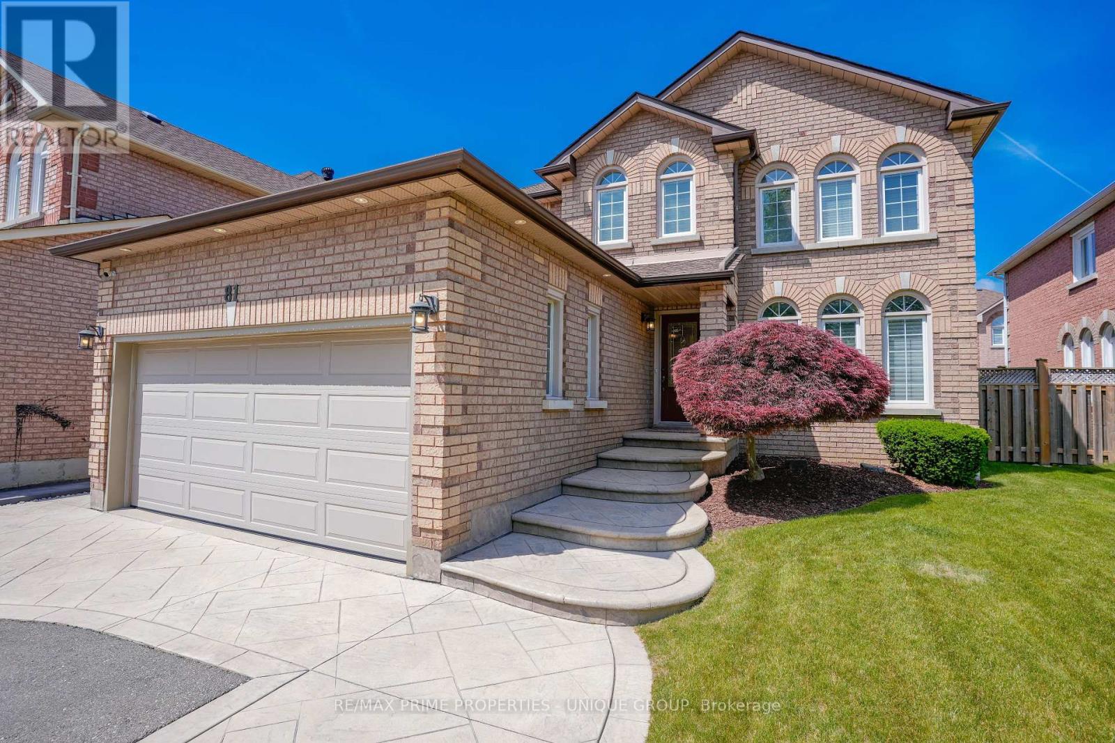 Property at 81 DEIB CRESCENT image 3