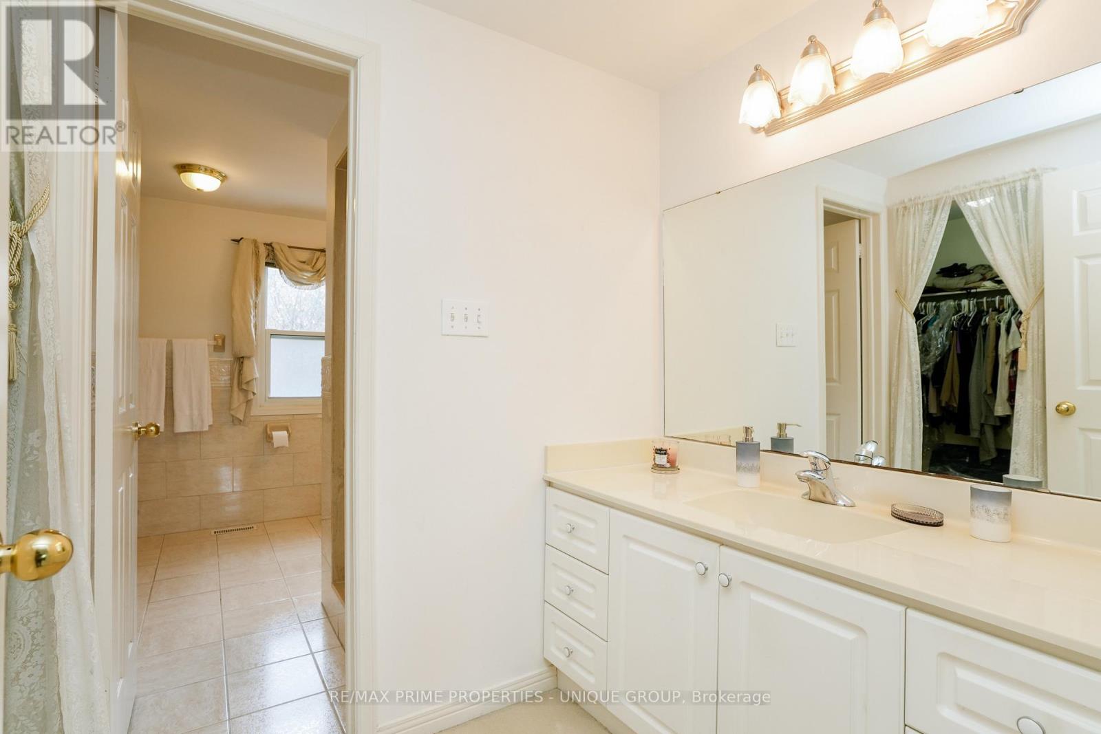 9 Longwater Chase, Markham, Ontario L3R 4A1 - Photo 40 - N12295174