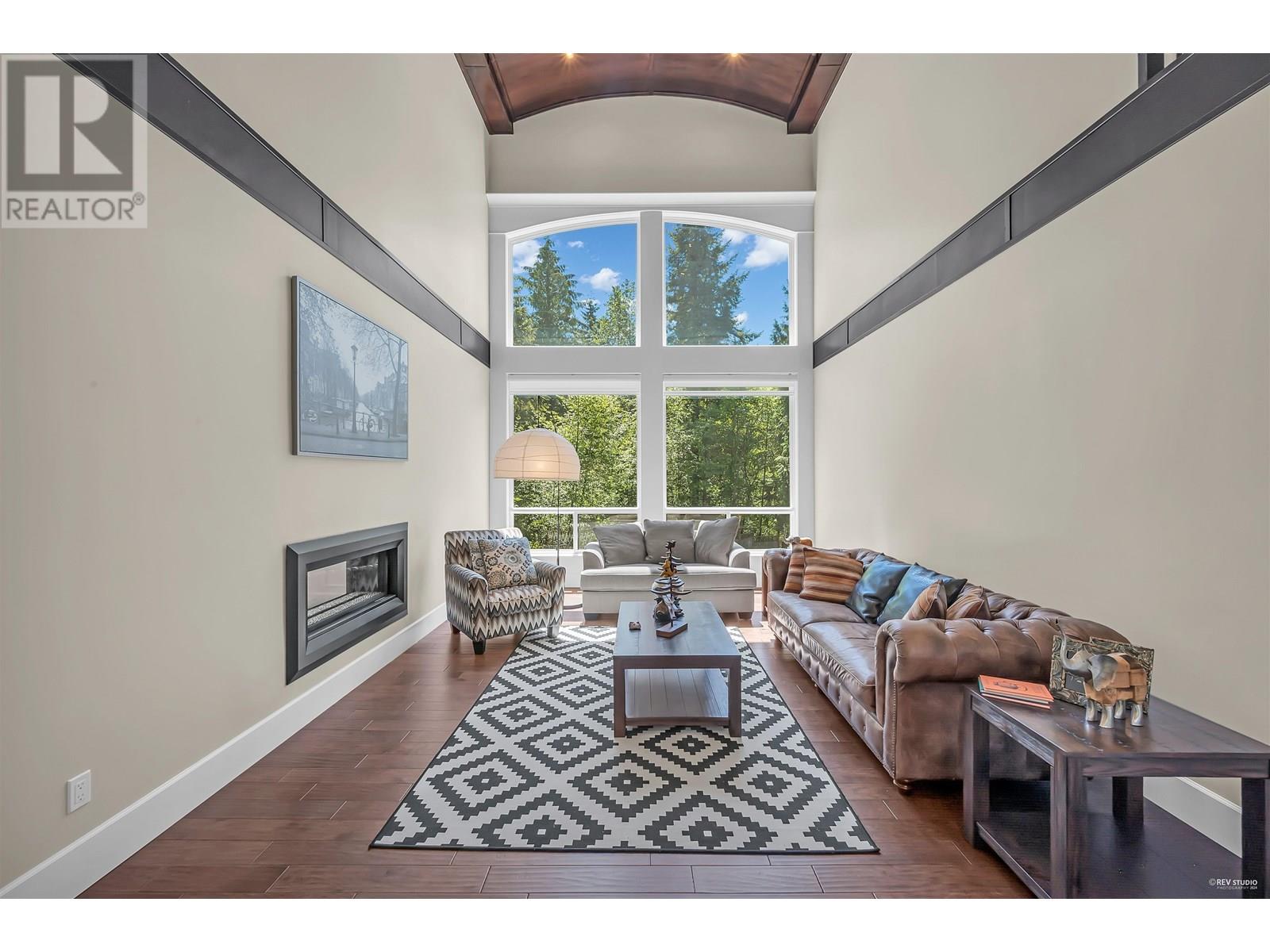 Property at 1025 THOMSON ROAD image 5