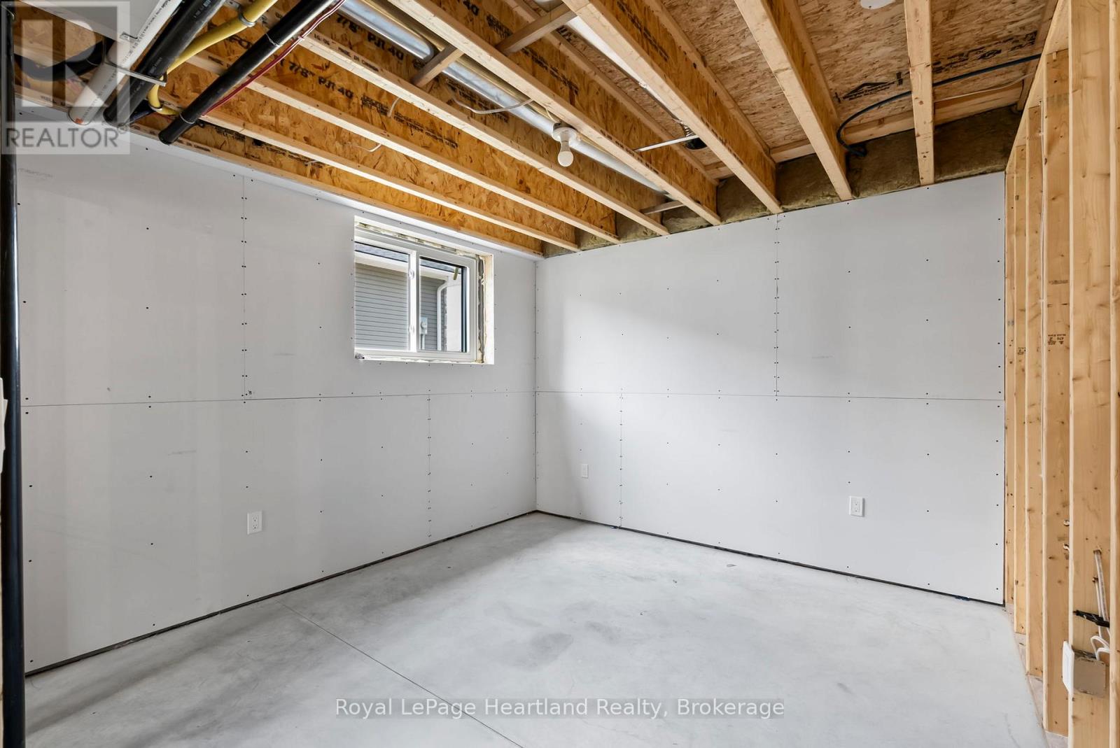 6 Noeckerville Hill Drive, South Bruce, Ontario  N0G 2J0 - Photo 26 - X12295204