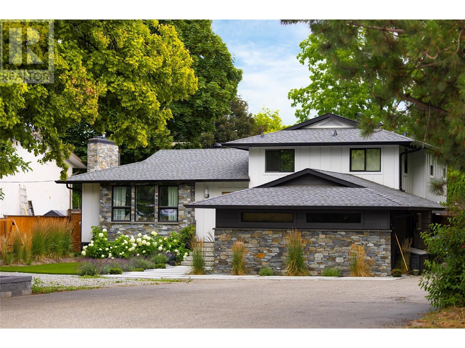 4265 Lakeshore Road, Kelowna, British Columbia  V1W 1W2 - Photo 71 - 10354209