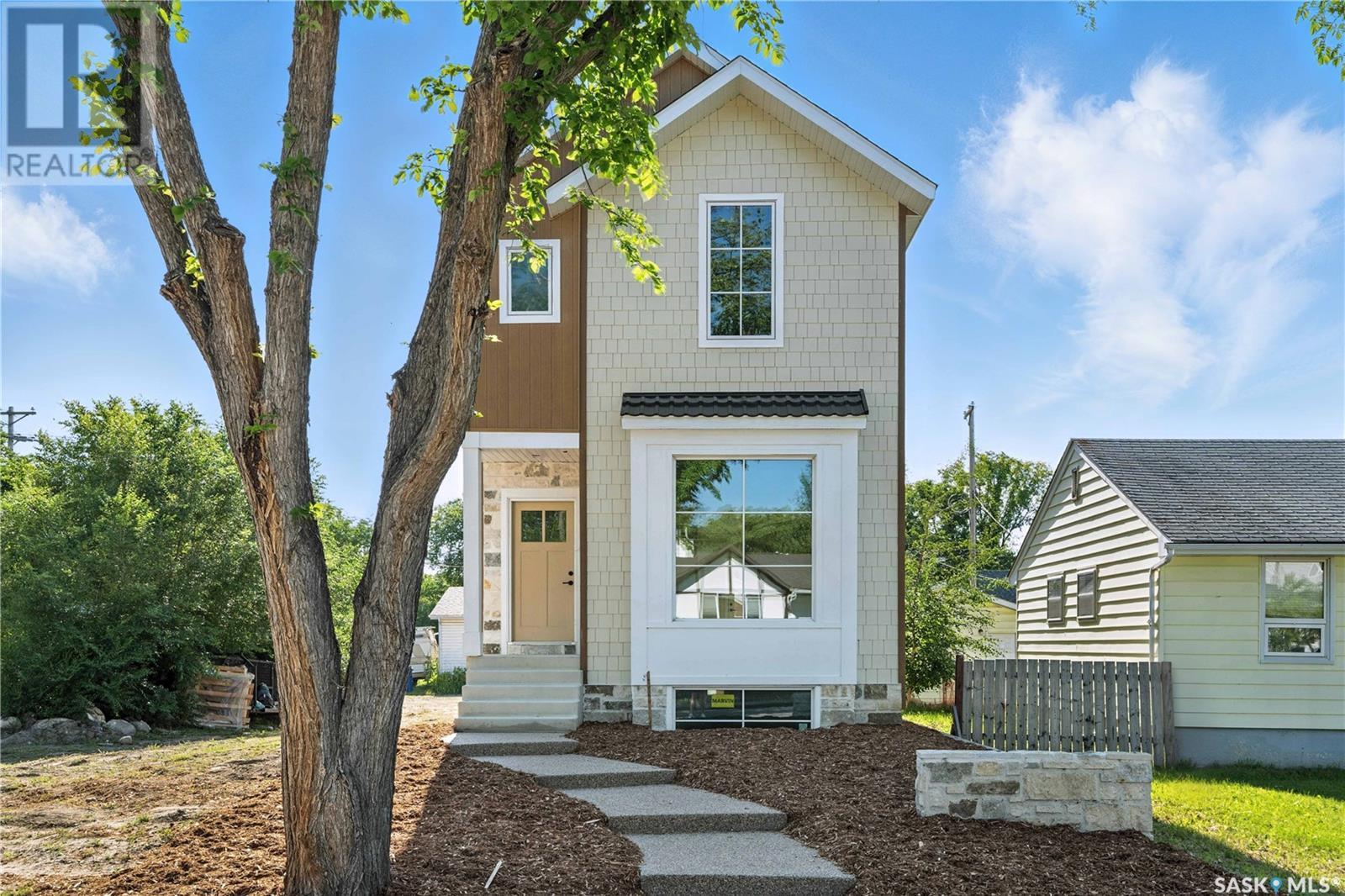 Property at 1403 Edward AVENUE image 1