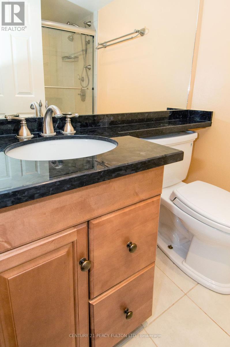 2105 - 5 Concorde Place, Toronto, Ontario  M3C 3M8 - Photo 17 - C12294828