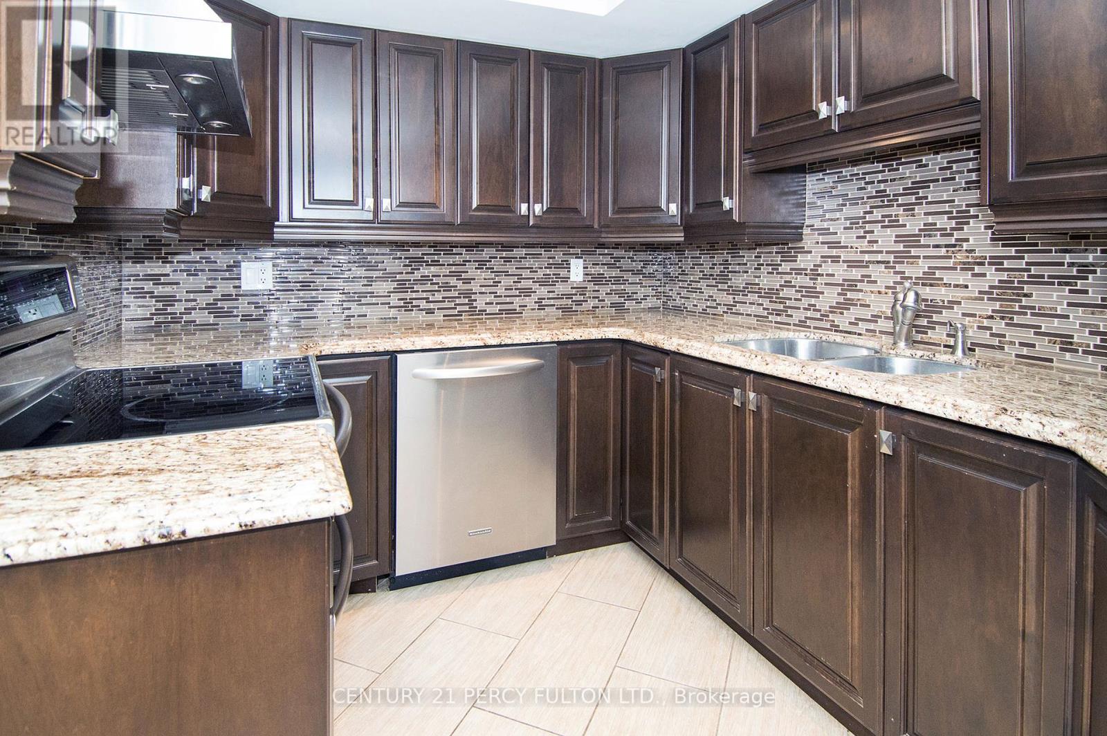 2105 - 5 Concorde Place, Toronto, Ontario  M3C 3M8 - Photo 26 - C12294828