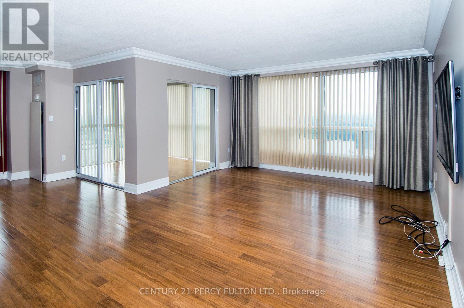 2105 - 5 Concorde Place, Toronto, Ontario  M3C 3M8 - Photo 32 - C12294828