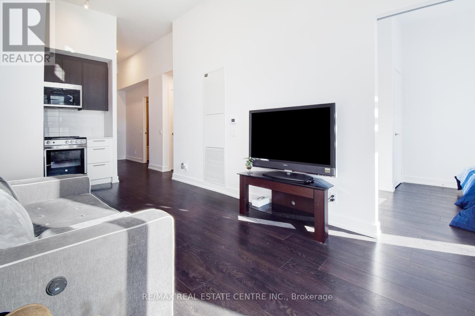 202 - 215 Veterans Drive, Brampton, Ontario  L7A 4S6 - Photo 23 - W12295173