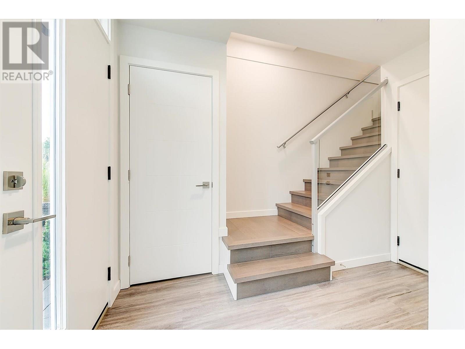 1515 Highland Drive N Unit# 39, Kelowna, British Columbia  V1Y 0C9 - Photo 4 - 10354574