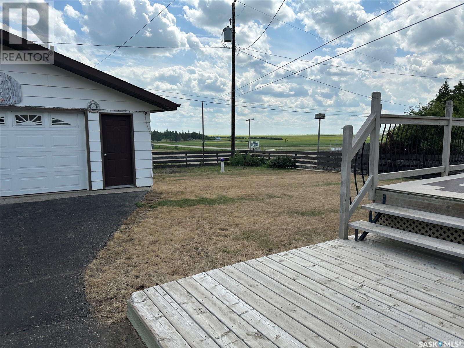 96 9th Avenue Se, Weyburn, Saskatchewan  S4H 1Z7 - Photo 38 - SK013139