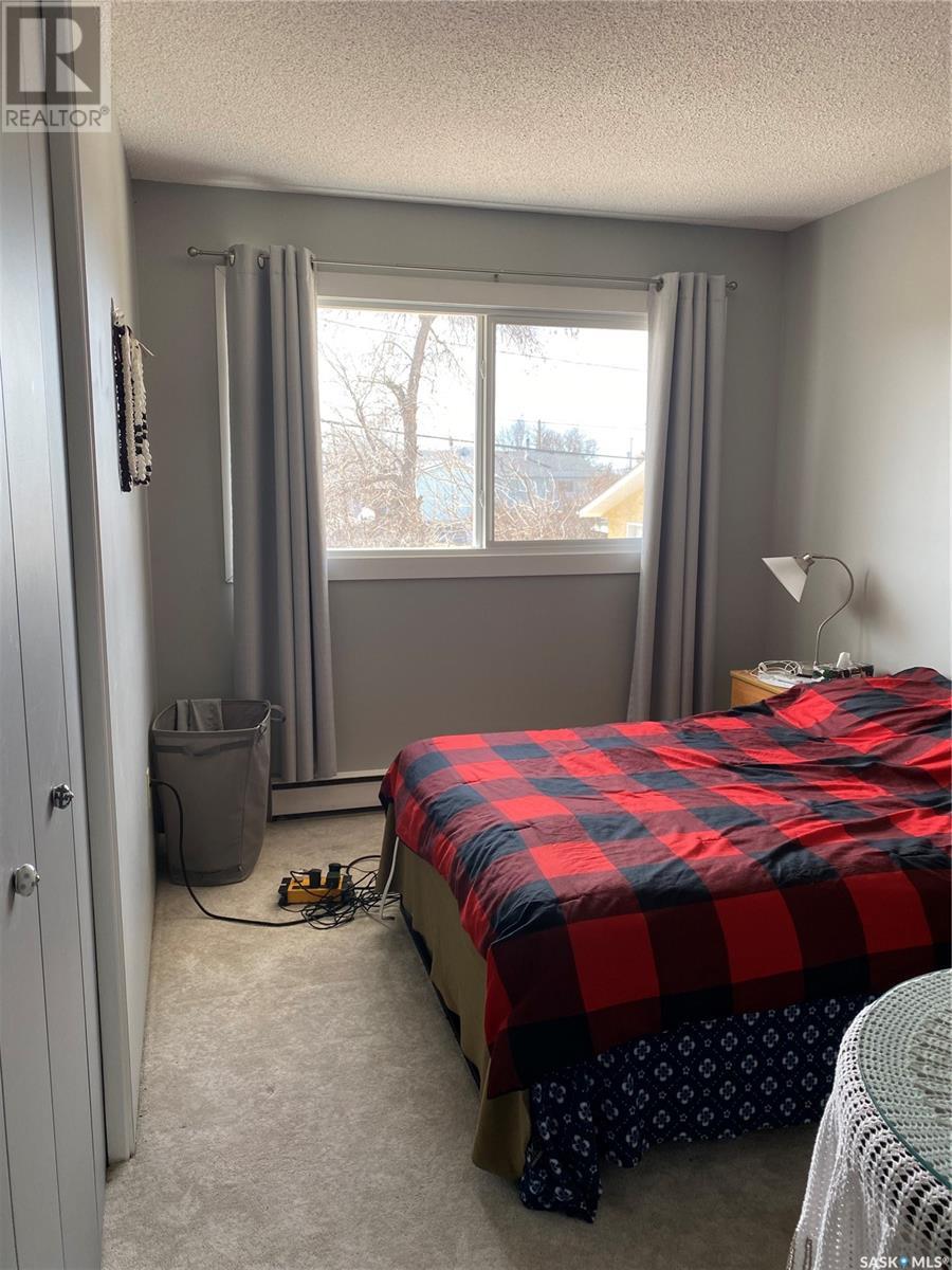 254 2nd Avenue E, Gravelbourg, Saskatchewan  S0H 1X0 - Photo 13 - SK002333