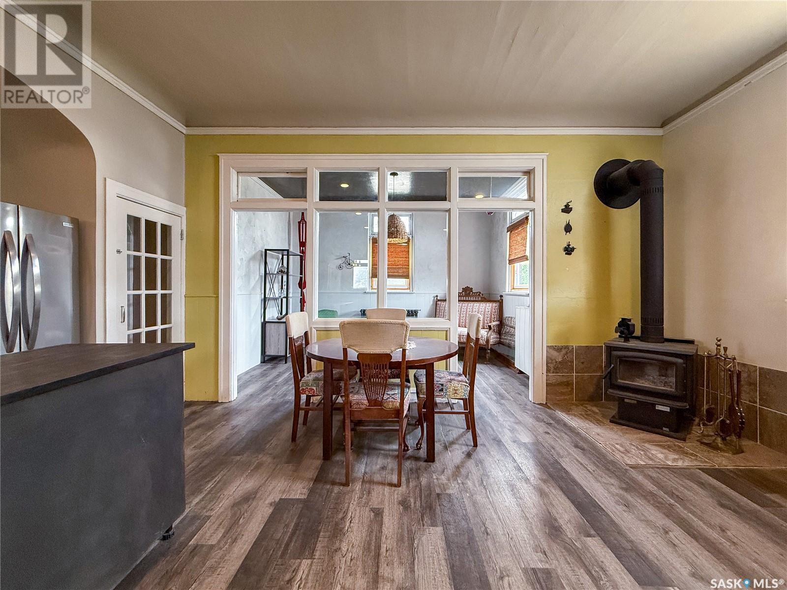 Property at 116 Main STREET image 3