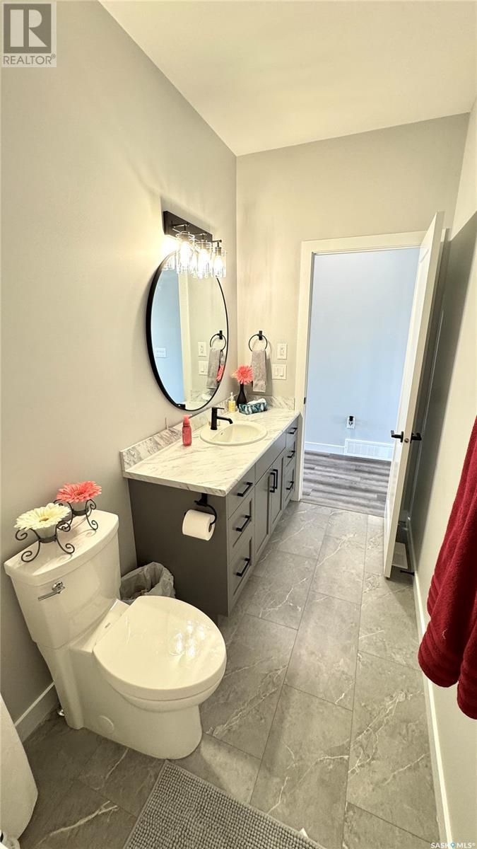 99a Semple Street, Outlook, Saskatchewan  S0L 2N0 - Photo 29 - SK013086