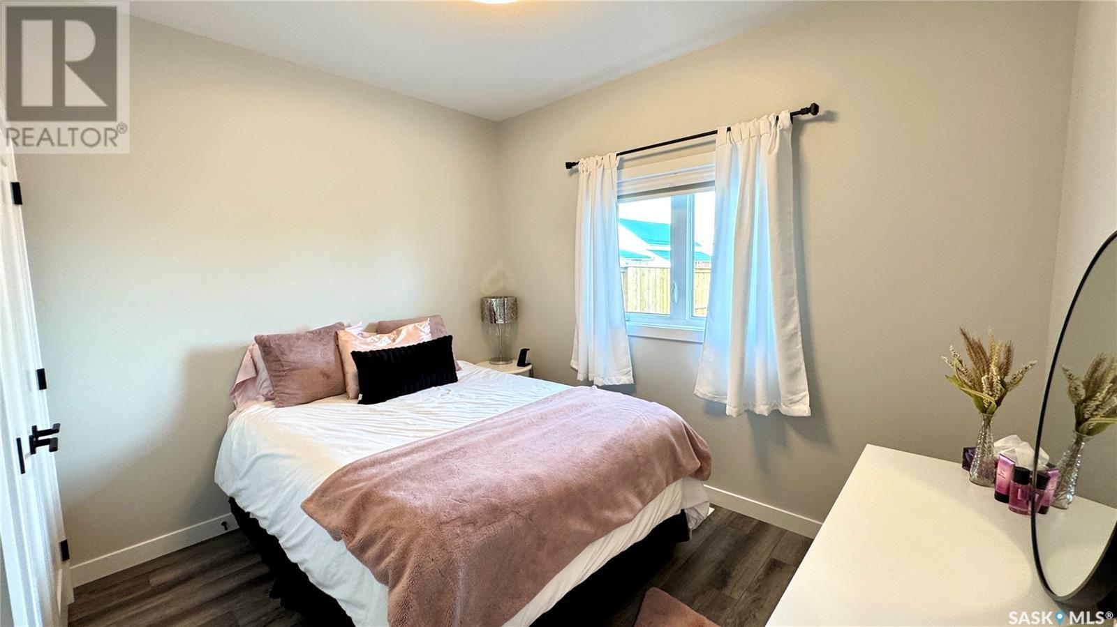 99a Semple Street, Outlook, Saskatchewan  S0L 2N0 - Photo 30 - SK013086