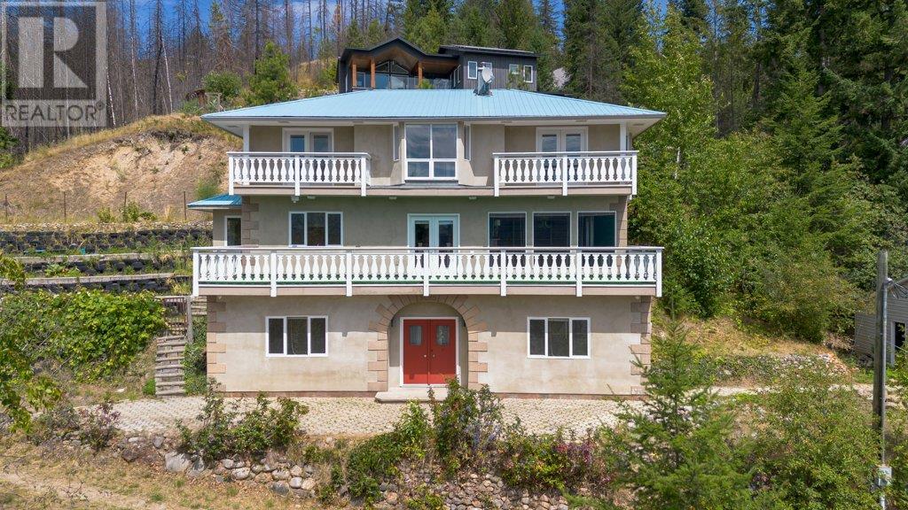 5245 Chasey Road, celista, British Columbia