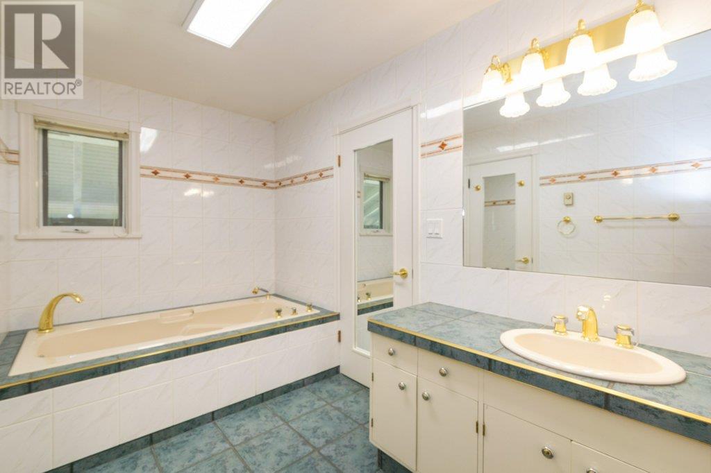 5245 Chasey Road, Celista, British Columbia  V0E 1M6 - Photo 54 - 10356633