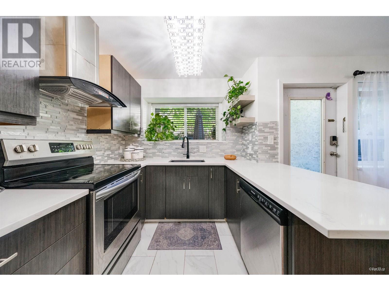 38 12449 191 Street, Pitt Meadows, British Columbia  V3Y 2R4 - Photo 3 - R3027557