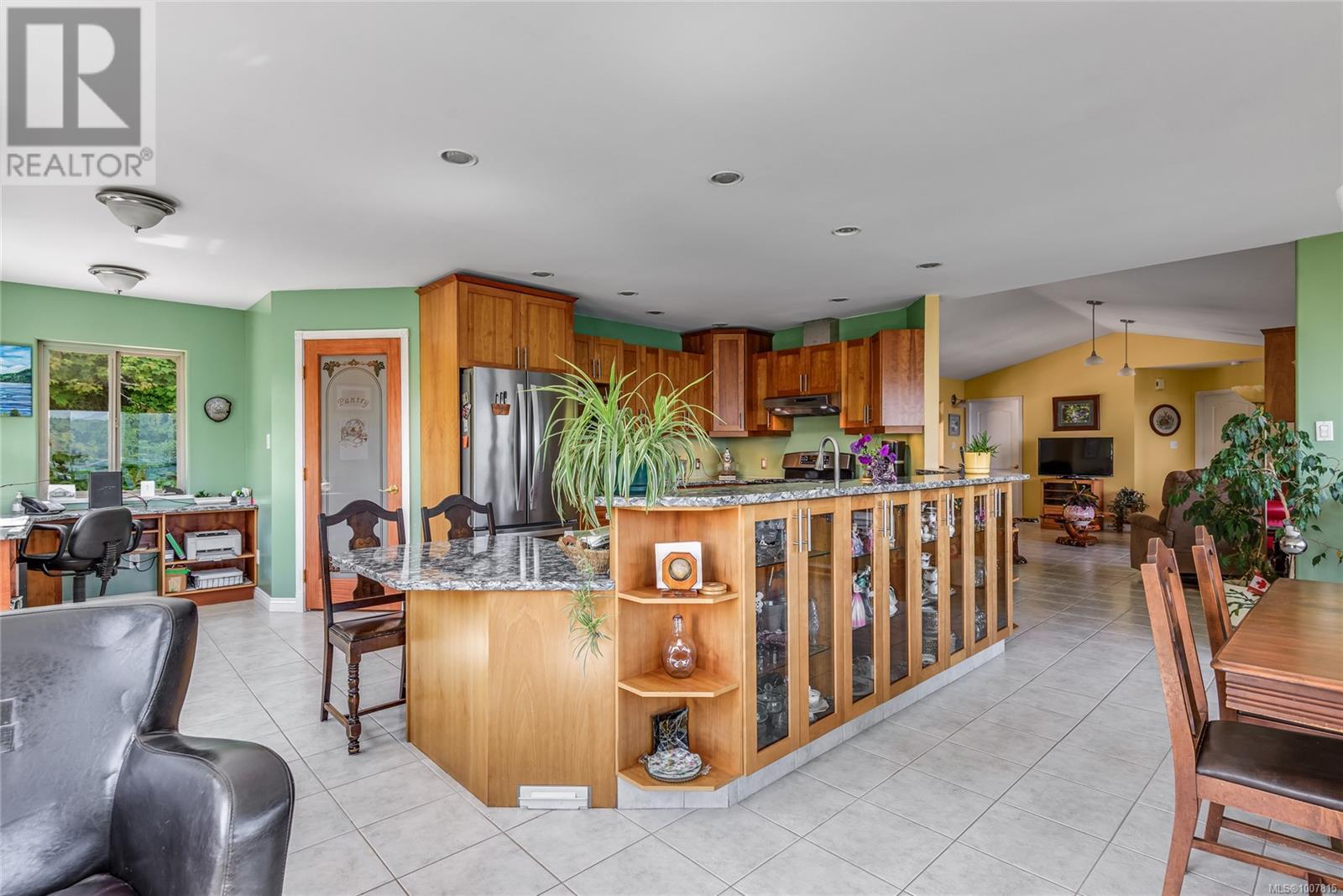 23 Sayward Rd, Sayward, British Columbia  V0P 1R0 - Photo 11 - 1007815