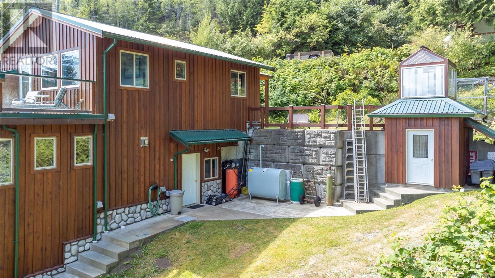 23 Sayward Rd, Sayward, British Columbia  V0P 1R0 - Photo 90 - 1007815