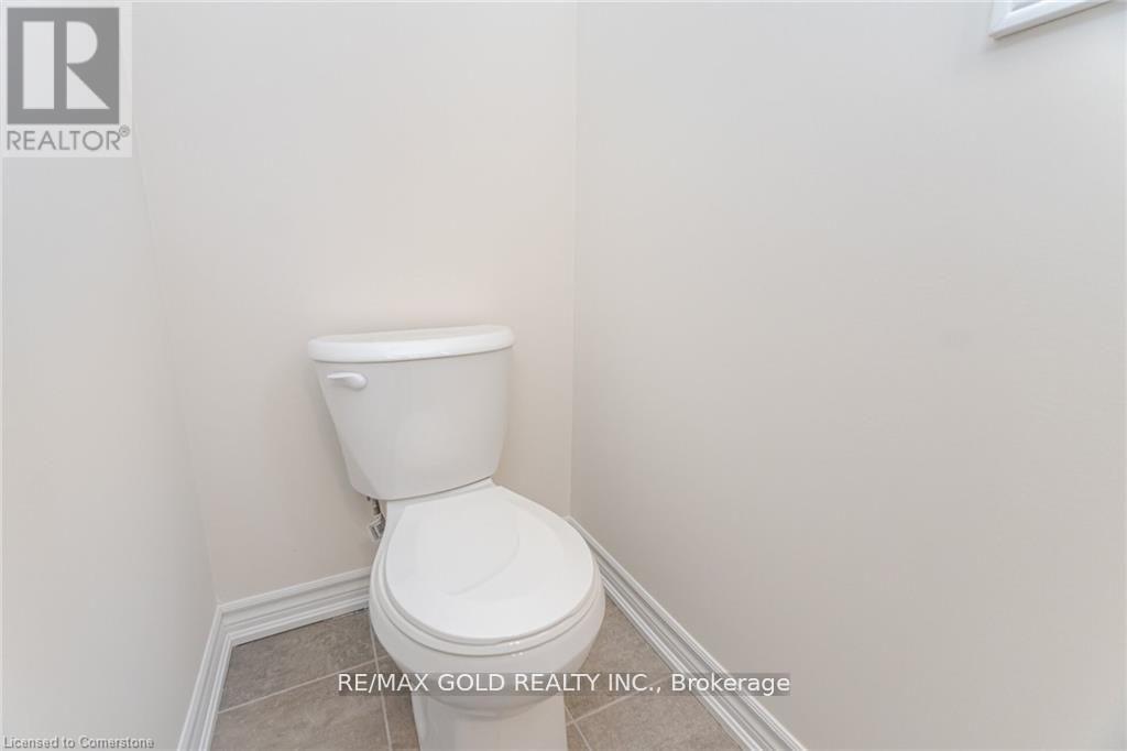 109 Molozzi Street, Erin, Ontario  N0B 1T0 - Photo 19 - X12295201
