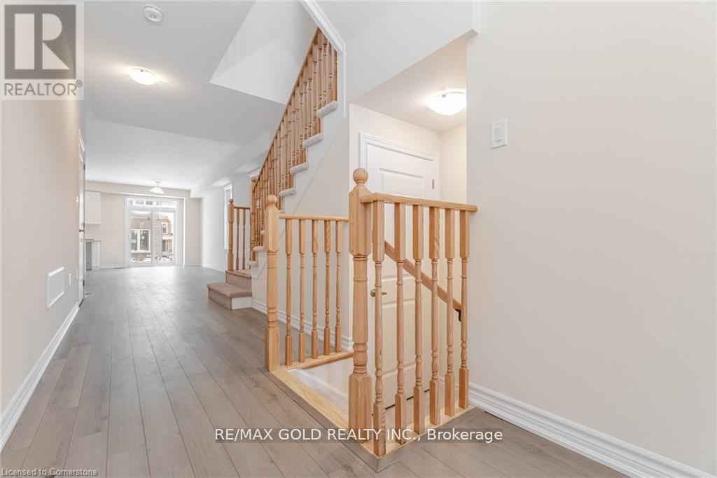 109 Molozzi Street, Erin, Ontario  N0B 1T0 - Photo 34 - X12295201