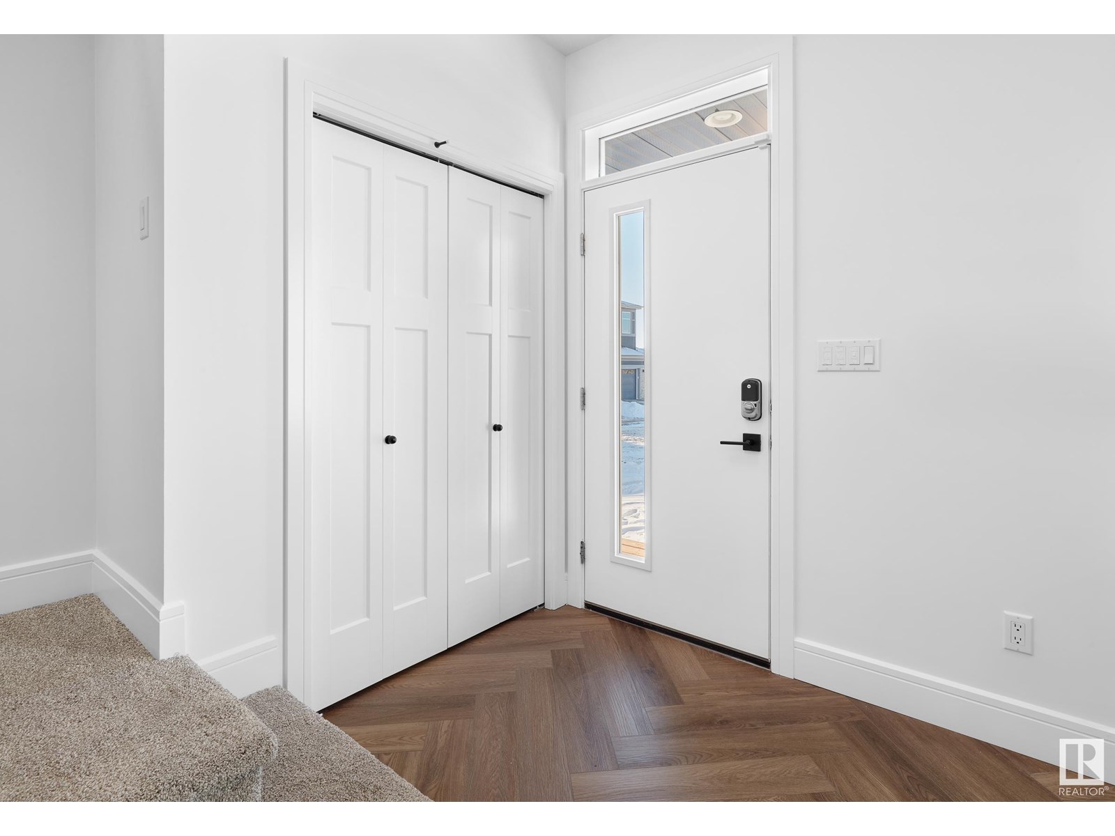 Property at 3755 Erlanger DR NW image 2