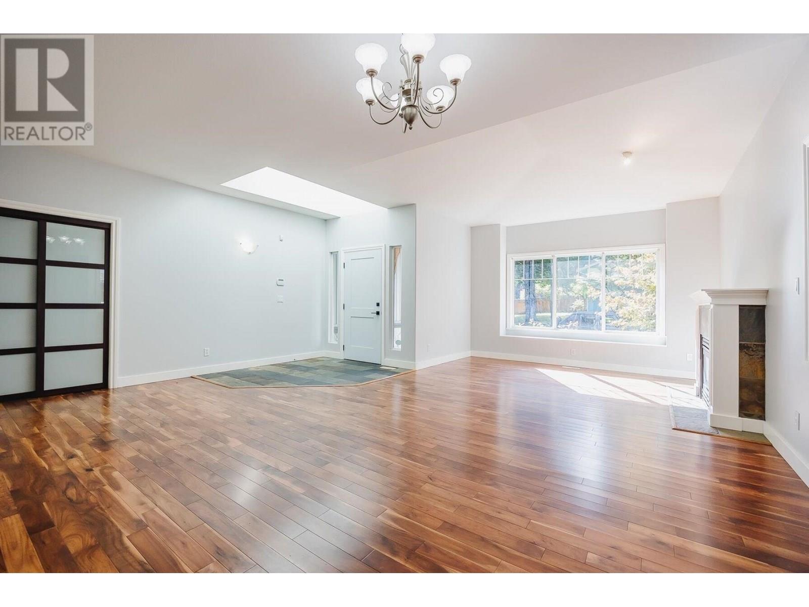 21067 Stonehouse Avenue, Maple Ridge, British Columbia  V2X 8C4 - Photo 7 - R3028717