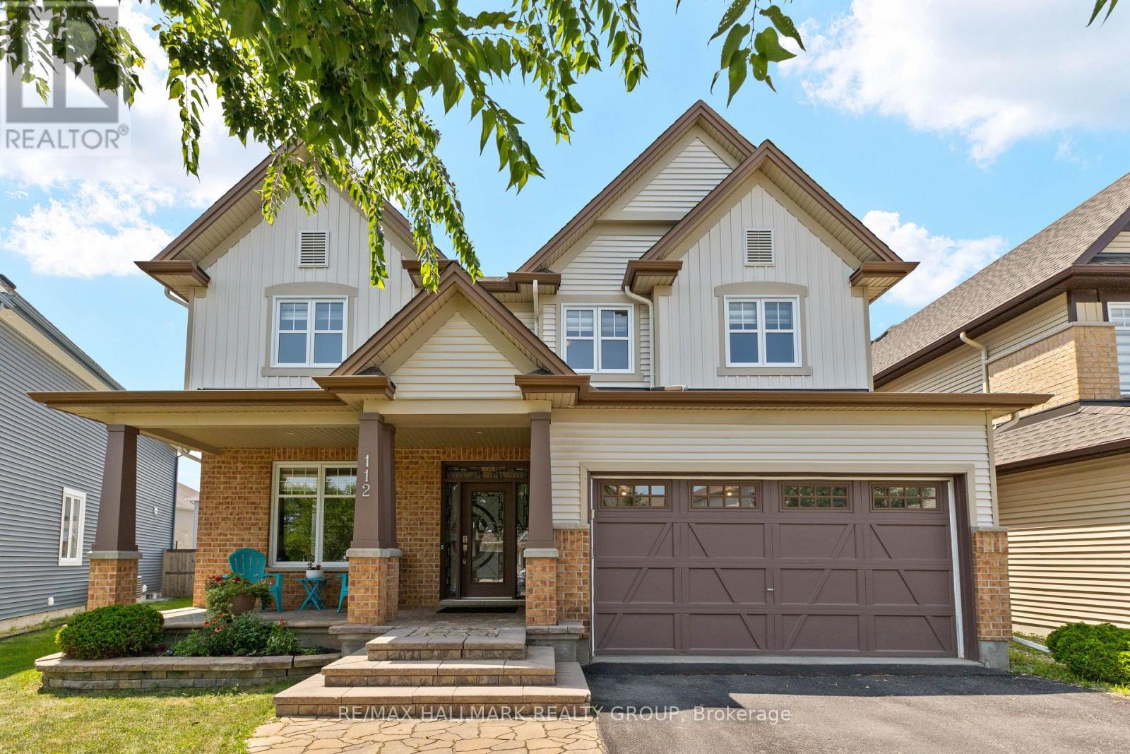 Property at 112 GRACEWOOD CRESCENT image 1