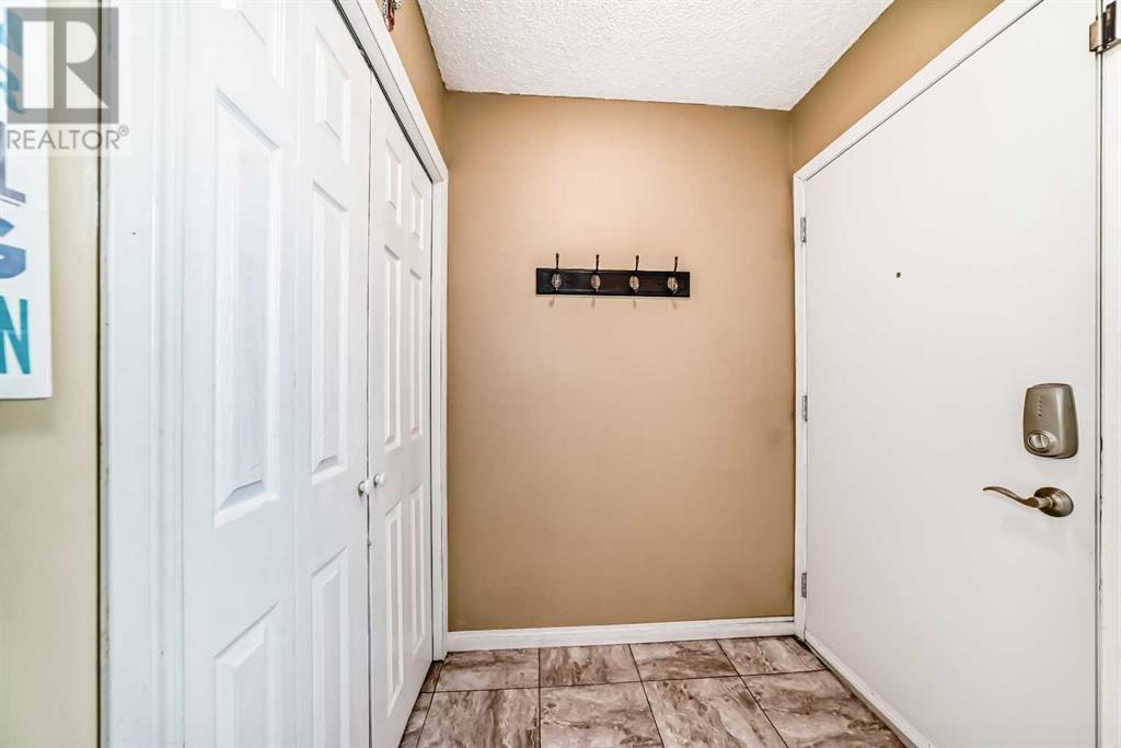 Property at 205, 829 Coach Bluff Crescent SW image 3