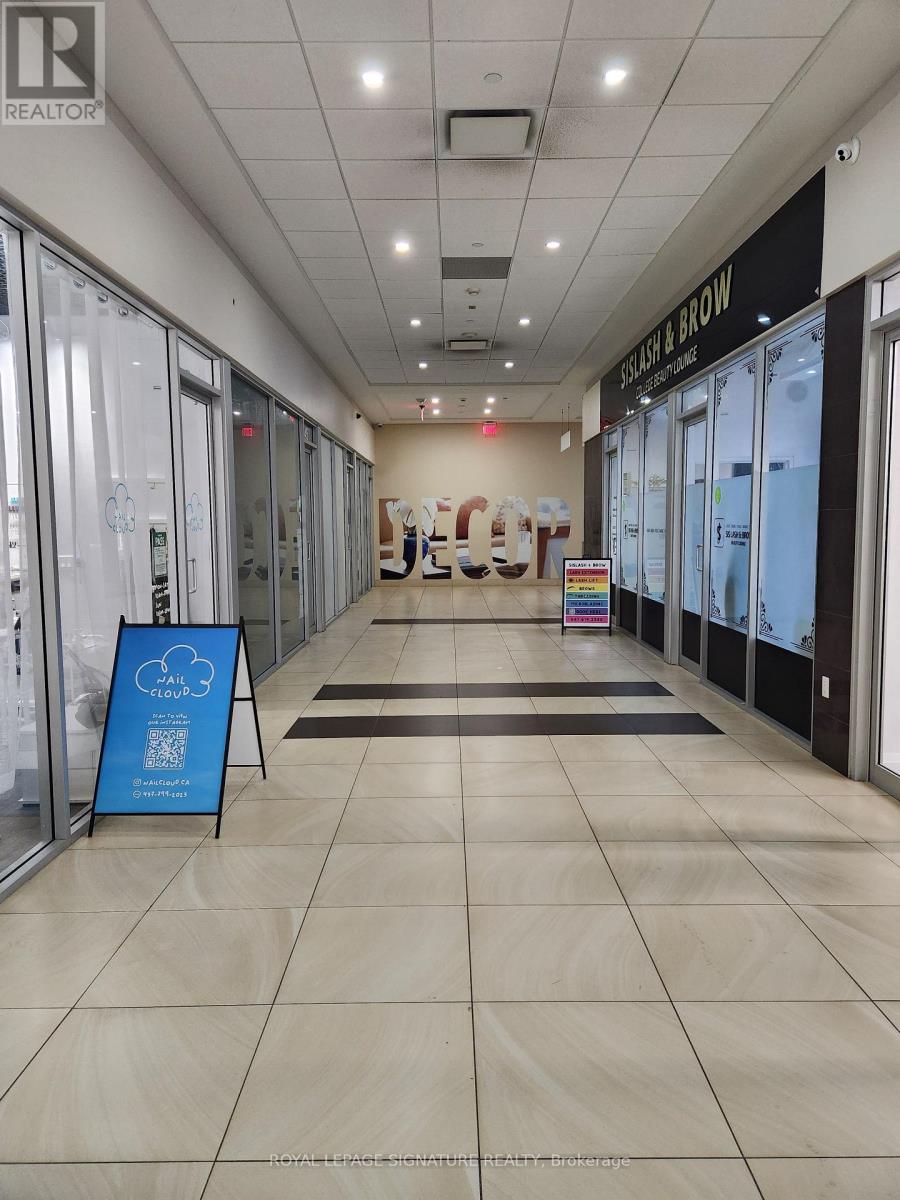 47 - 384 Yonge Street, Toronto, Ontario  M5G 2K2 - Photo 15 - C12295285