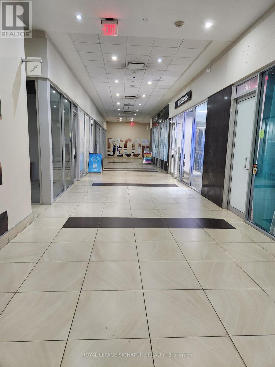 47 - 384 Yonge Street, Toronto, Ontario  M5G 2K2 - Photo 17 - C12295286