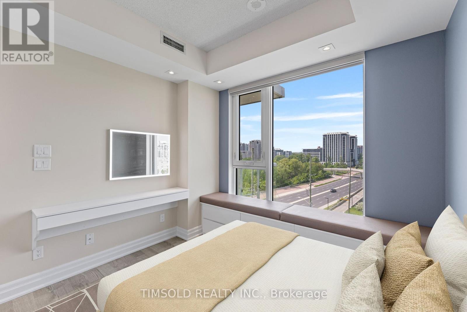 Property at 722 - 10 ROUGE VALLEY DRIVE W image 5