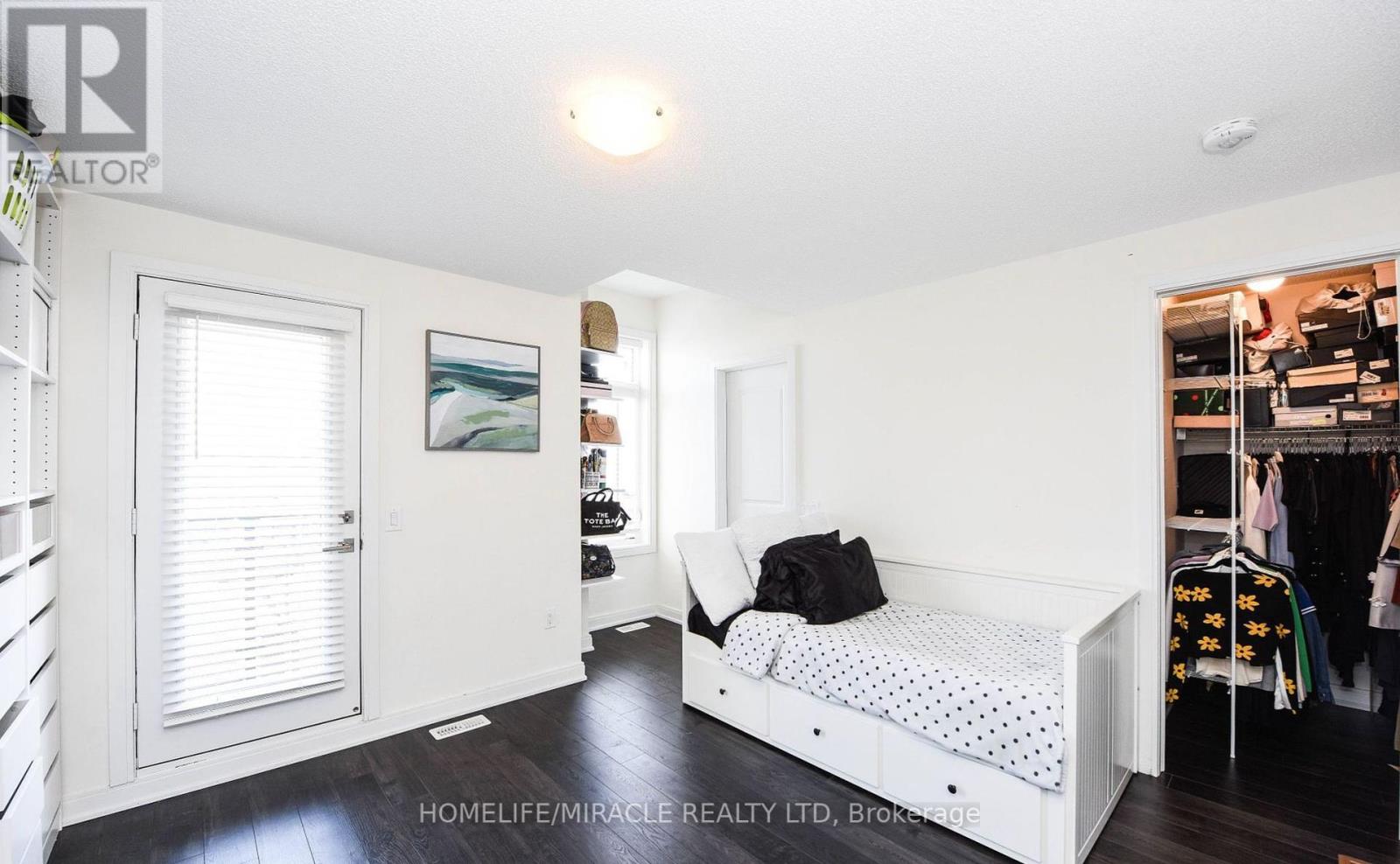333 Veterans Drive, Brampton, Ontario  L7A 4W2 - Photo 25 - W12295297