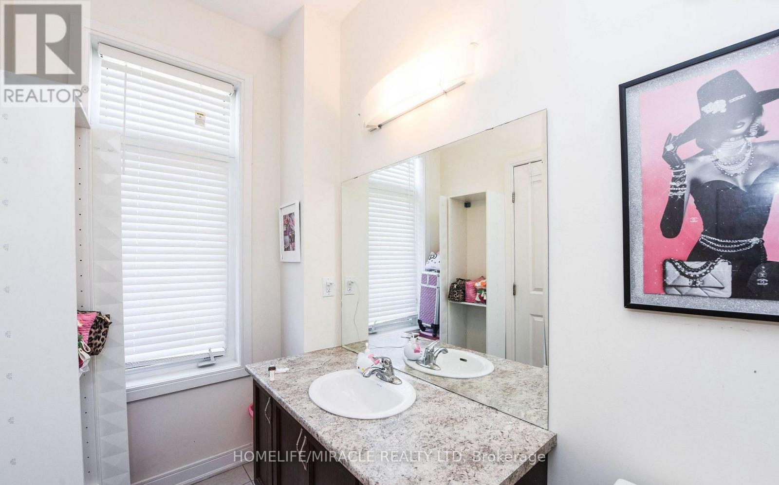 333 Veterans Drive, Brampton, Ontario  L7A 4W2 - Photo 32 - W12295297