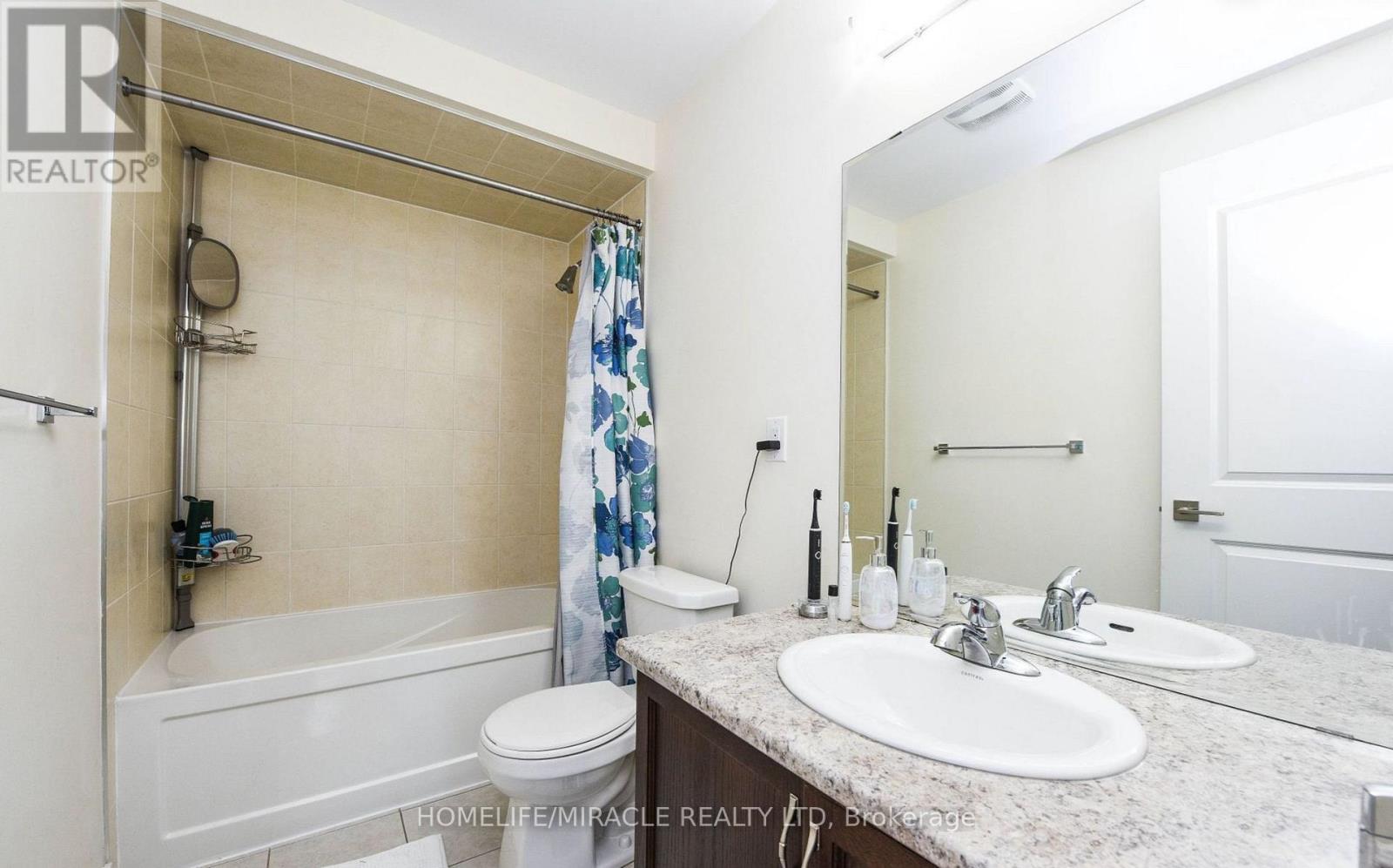 333 Veterans Drive, Brampton, Ontario  L7A 4W2 - Photo 7 - W12295297