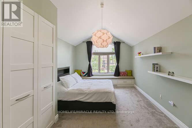 240 Kitty Murray Lane, Hamilton, Ontario  L9K 1L8 - Photo 32 - X12295281