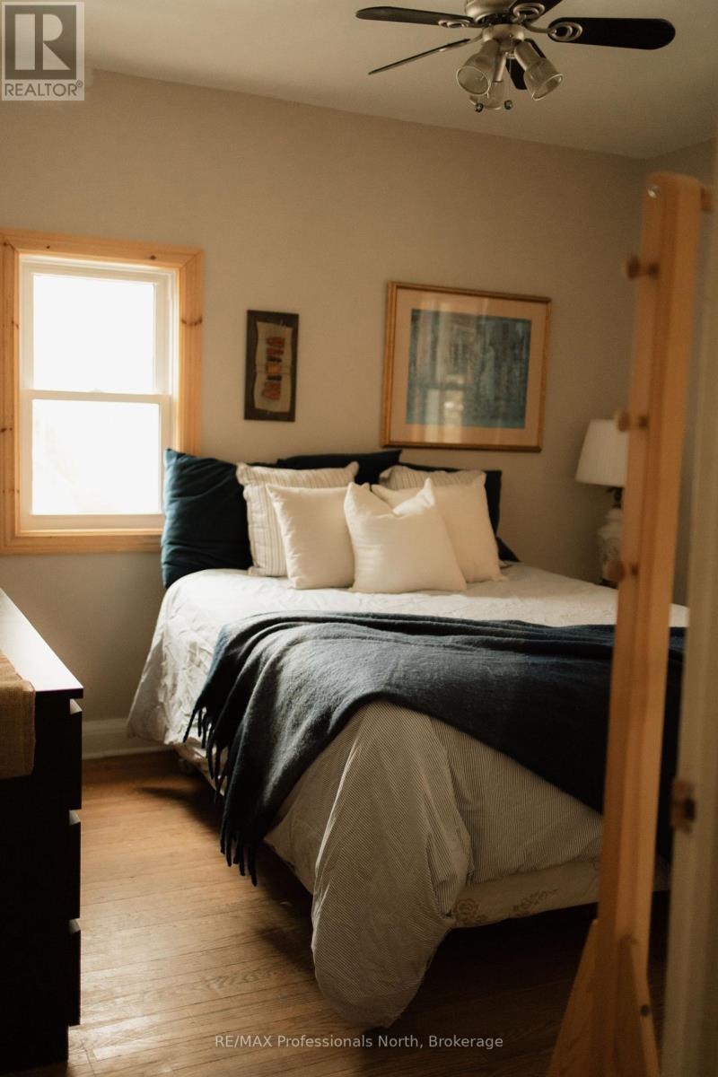 259 Highland Street, Dysart Et Al, Ontario  K0M 1S0 - Photo 13 - X12295309