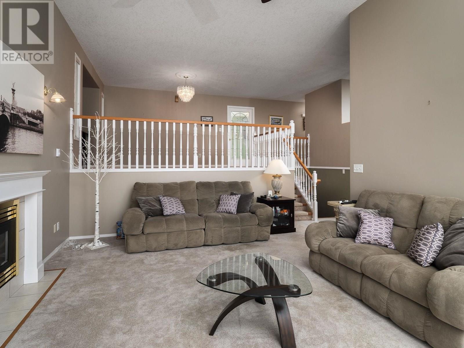 Property at 6831 WESTMOUNT DRIVE image 5