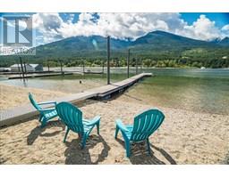 7733 Balfour Wharf Road, balfour, British Columbia