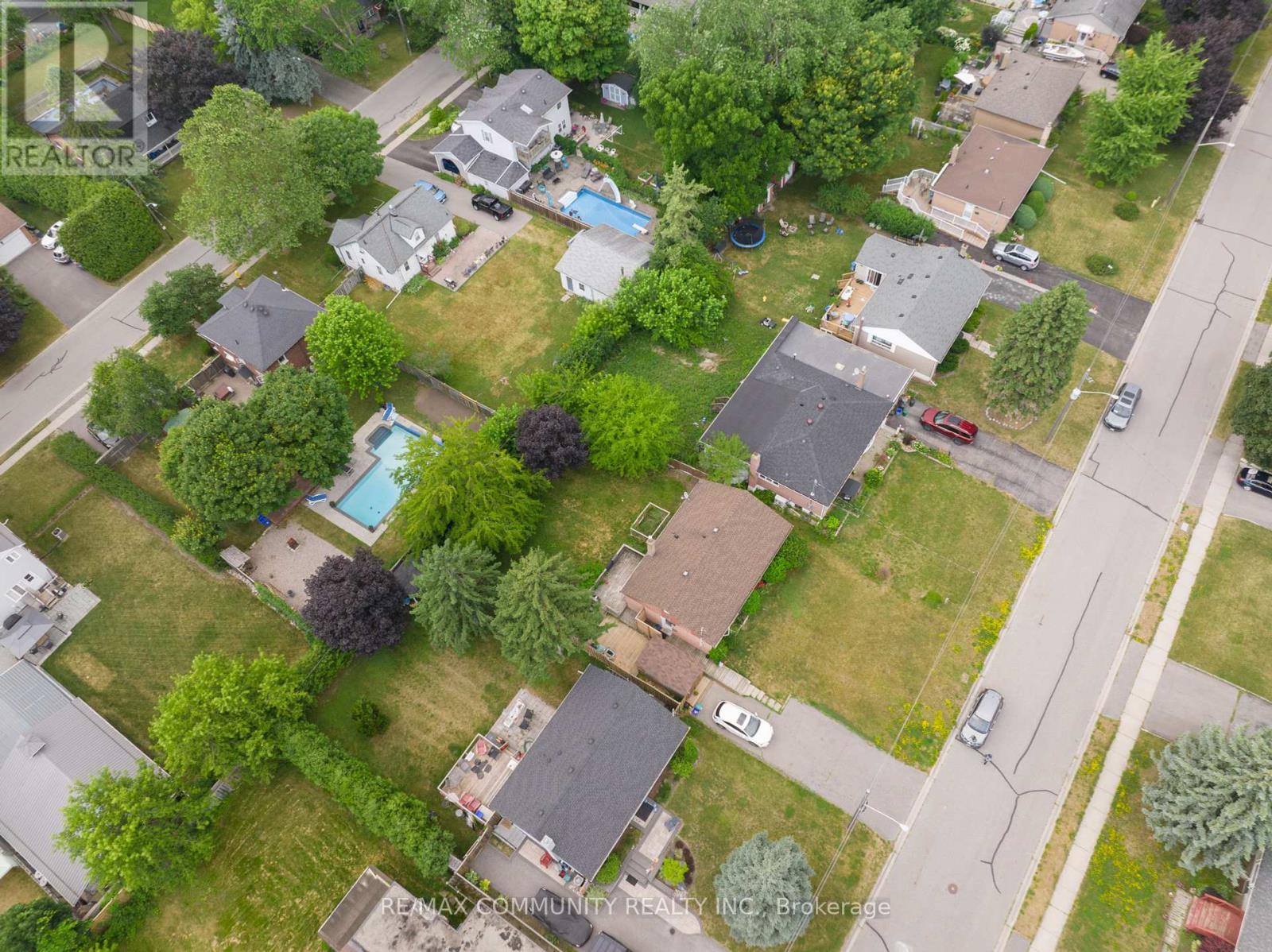 38 Hiley Avenue, Ajax, Ontario  L1S 6H5 - Photo 4 - E12295317