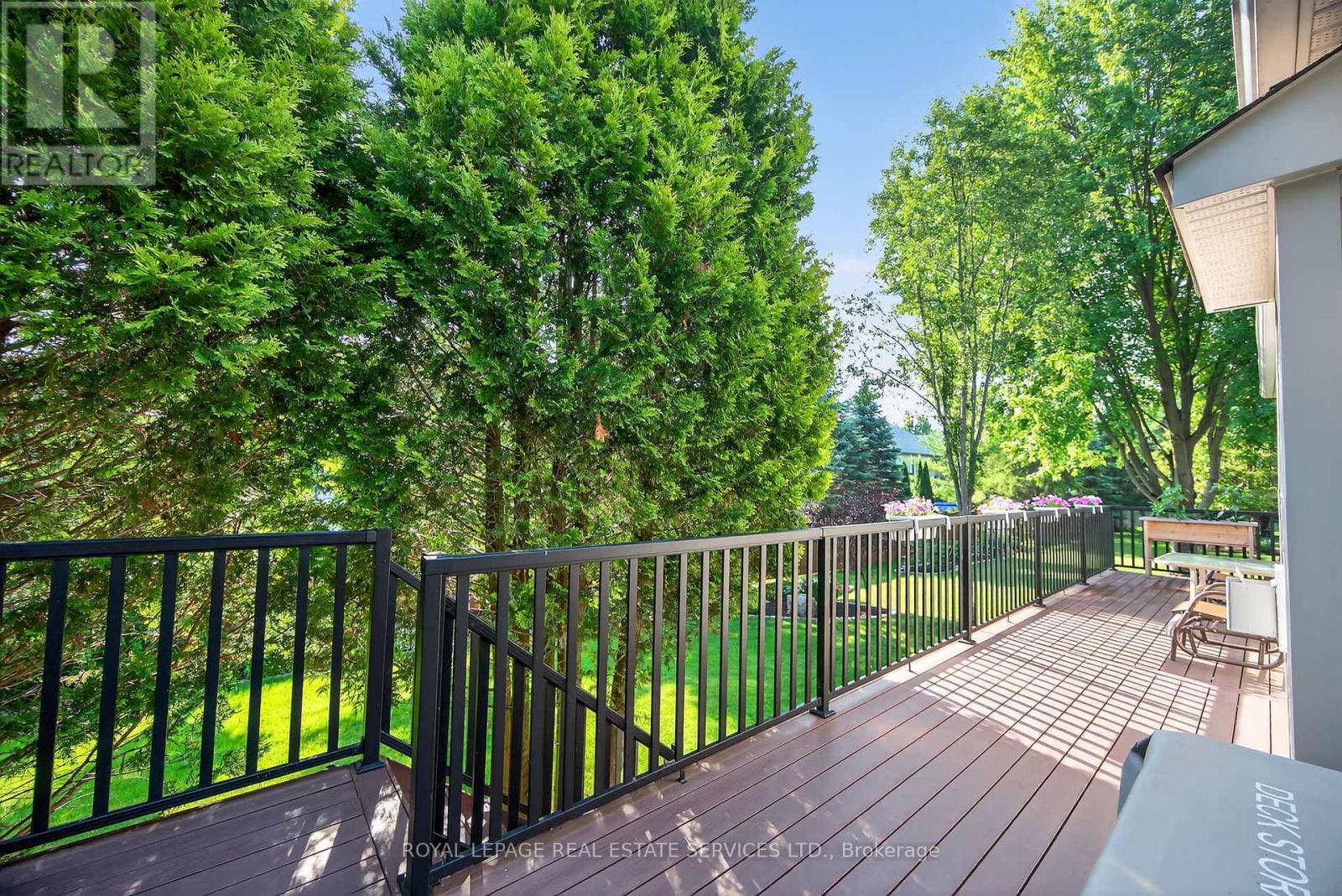 17 Northwood Drive, Wasaga Beach, Ontario  L9Z 3B5 - Photo 12 - S12295351